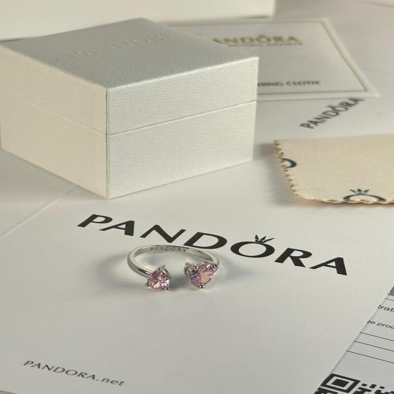 خاتم أنيق من باندورا