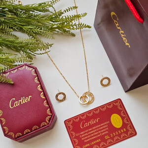 طقم سلسال وحلق من كارتير