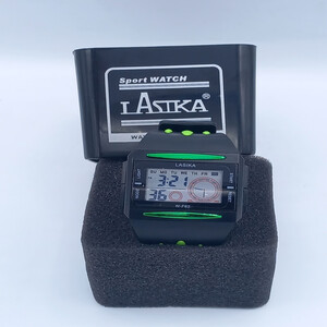 ساعة أطفال رقمية باللون الأسود والأخضر 991001