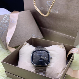 ساعة نيو لاتينا 940023